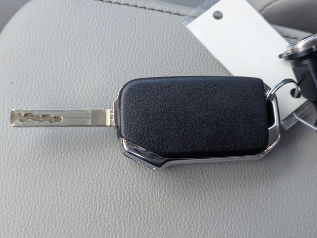Used 2025 Kia Soul LX w/ LX Technology Package FWD image 31