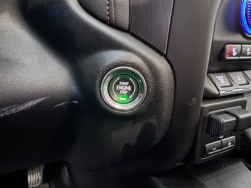 Certified 2022 GMC Sierra 3500 AT4 w/ AT4 Premium Plus Package image 25