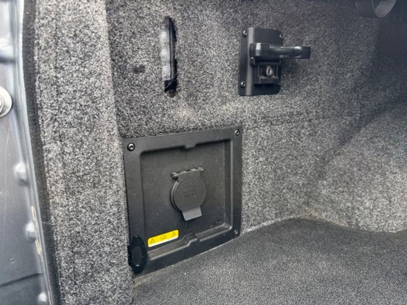 Used 2021 Ford F150 Lariat w/ Equipment Group 502A High image 24