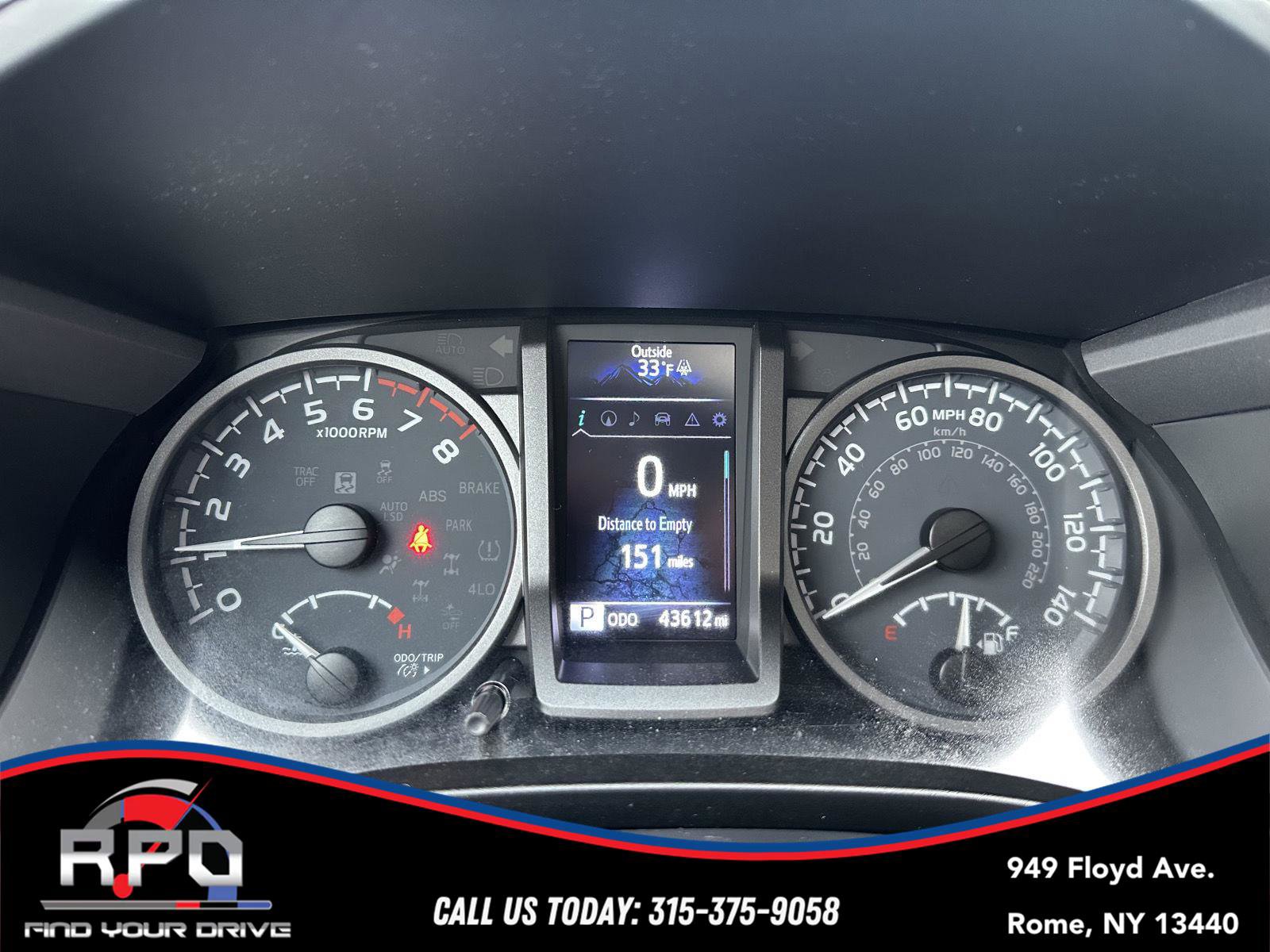 Used 2021 Toyota Tacoma TRD Off-Road w/ TRD Premium Off Road Package AWD/4WD image 23