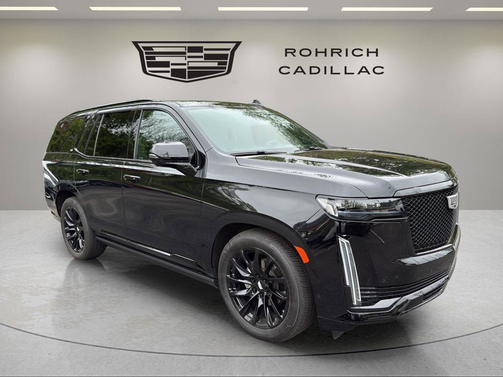 Used 2021 Cadillac Escalade Sport w/ Driver Assist Tech Package AWD/4WD image 4