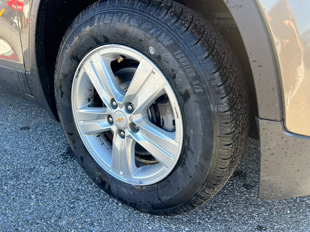 Used 2021 Chevrolet Trax LS w/ Tint and Cruise Package image 8