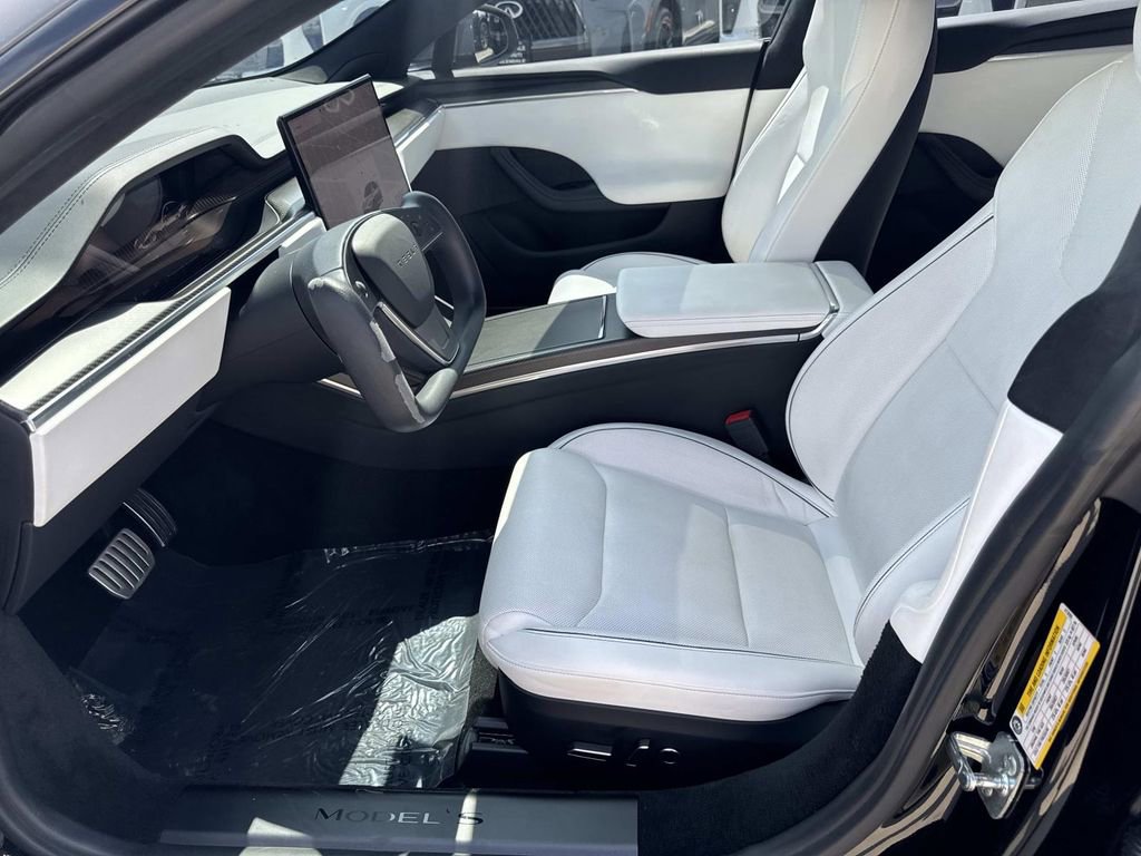 Used 2022 Tesla Model S Plaid image 16