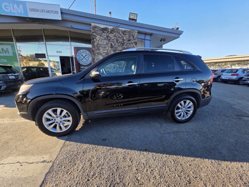 Used 2011 Kia Sorento EX w/ Premium Pkg image 14