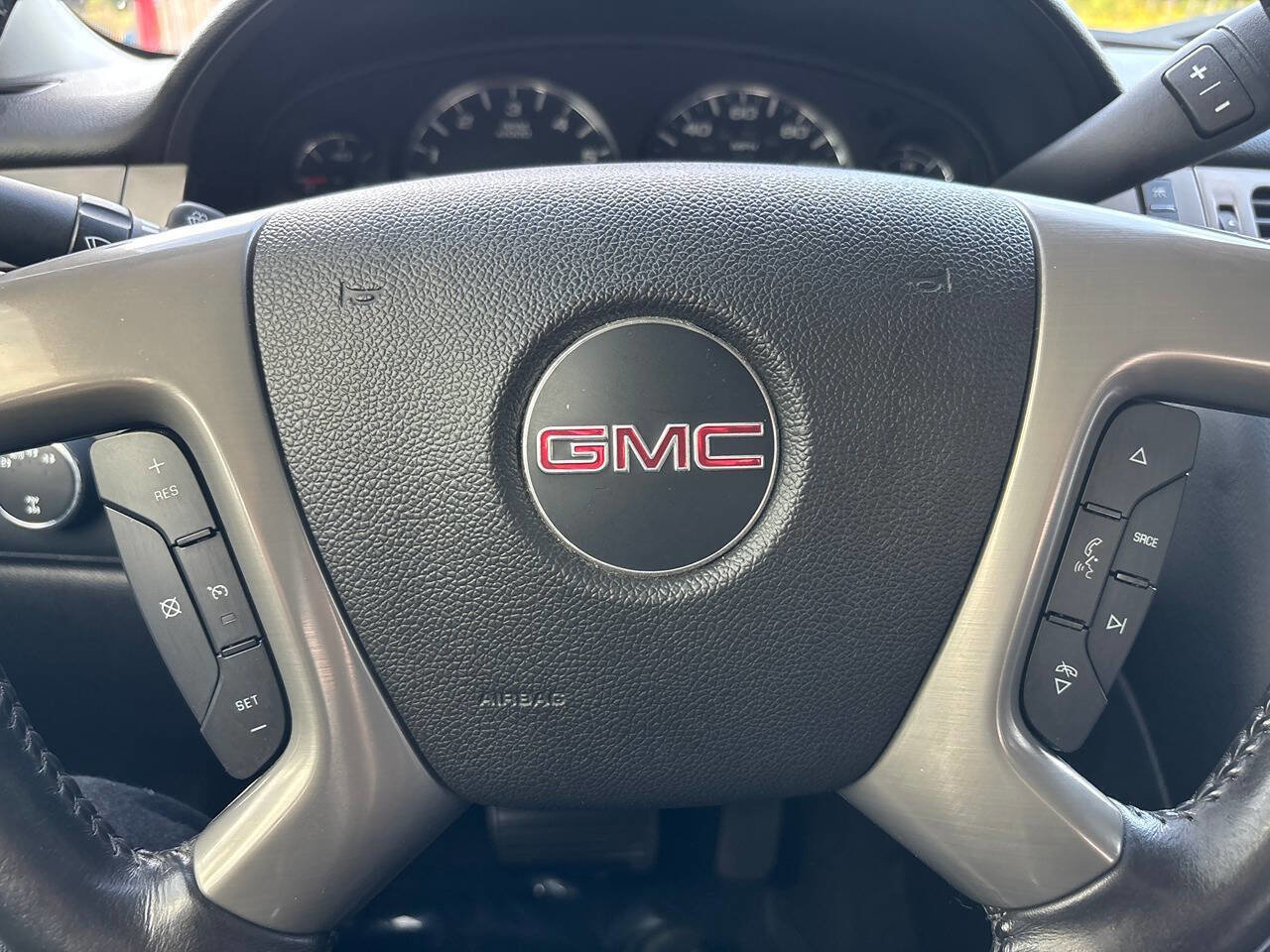 Used 2013 GMC Sierra 1500 SLT w/ All-Terrain Package image 38