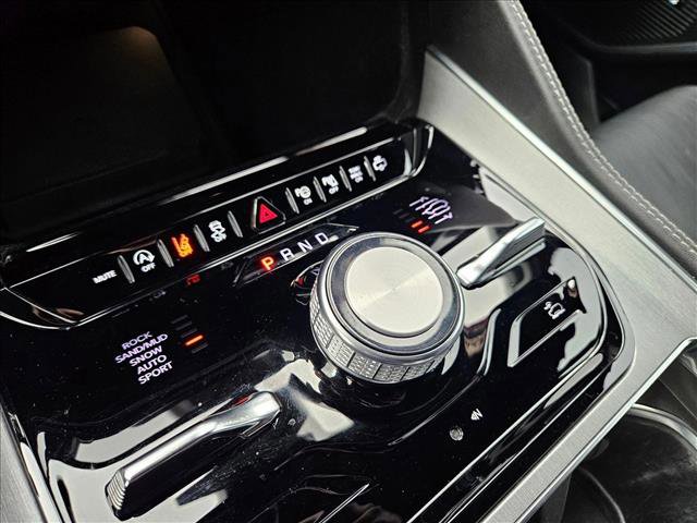 Used 2023 Jeep Wagoneer Series II w/ Convenience Group I image 14