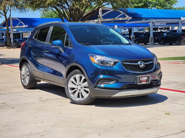 Used 2020 Buick Encore Preferred FWD image 2