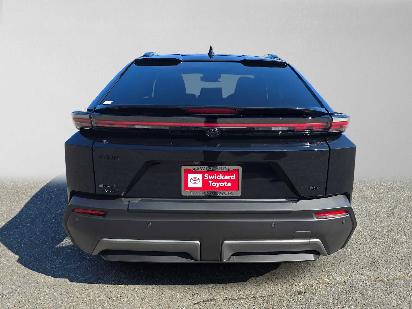 New 2027 Toyota C-HR w/ ALL Weather Mat Package (TMS) AWD/4WD image 4
