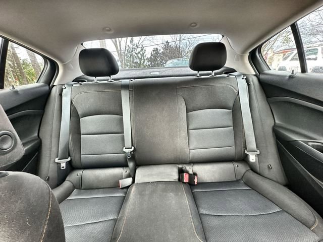 Used 2018 Chevrolet Cruze LS image 29