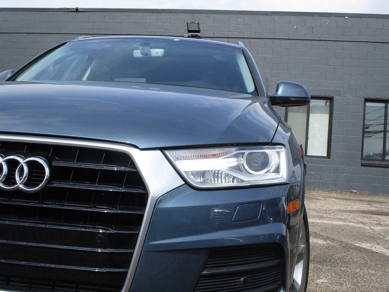 Used 2016 Audi Q3 2.0T Premium Plus w/ Technology Package AWD/4WD image 97