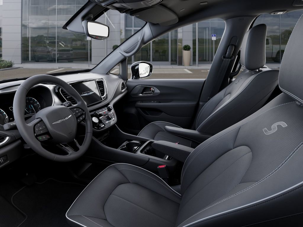 New 2026 Chrysler Pacifica Limited w/ Uconnect Theater Family Group AWD/4WD image 25