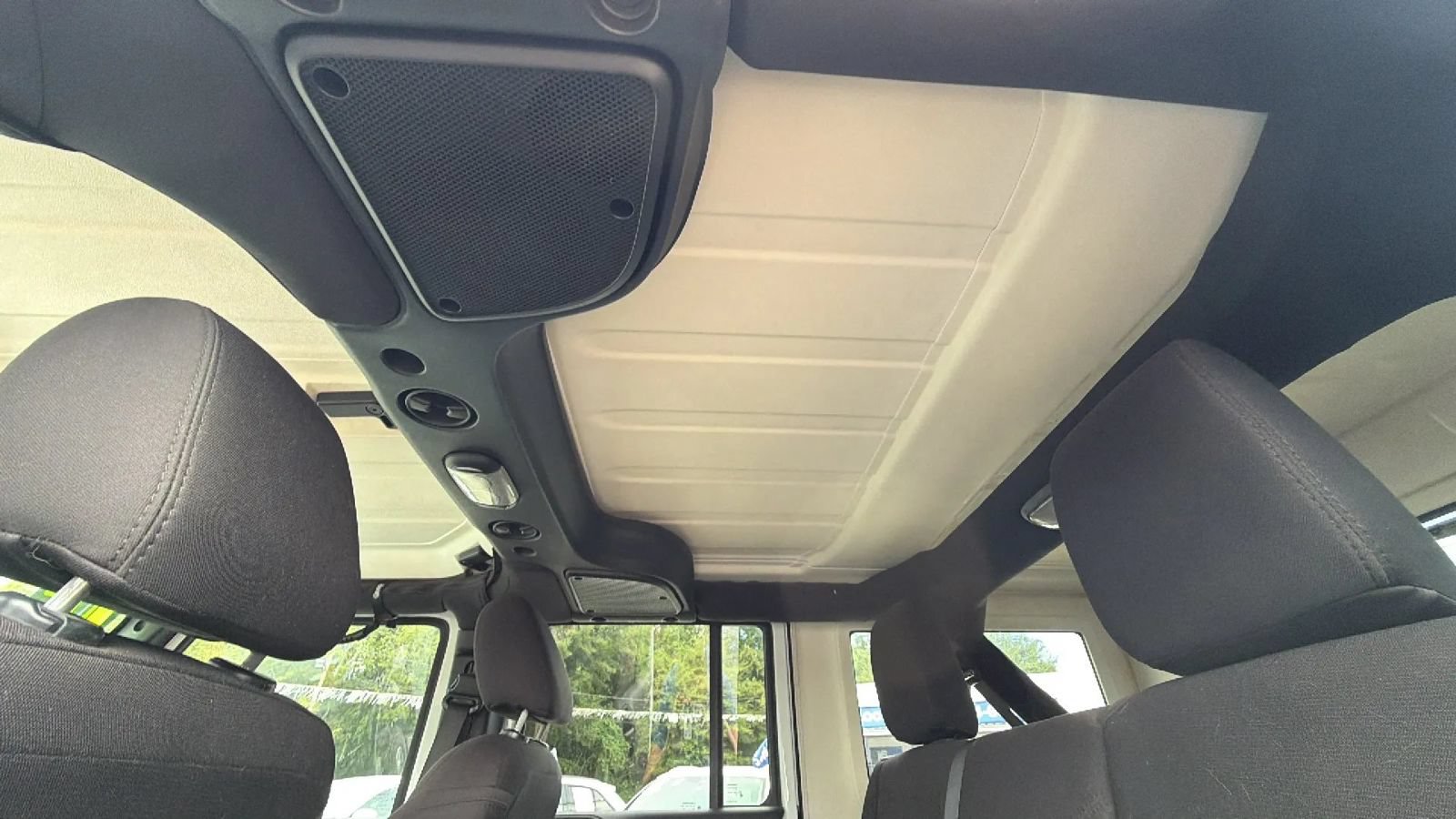 Used 2015 Jeep Wrangler Unlimited Sport AWD/4WD image 32