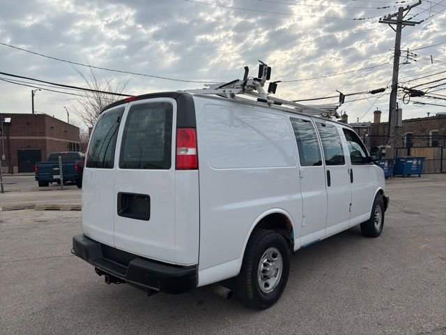 Used 2015 Chevrolet Express 2500 image 4