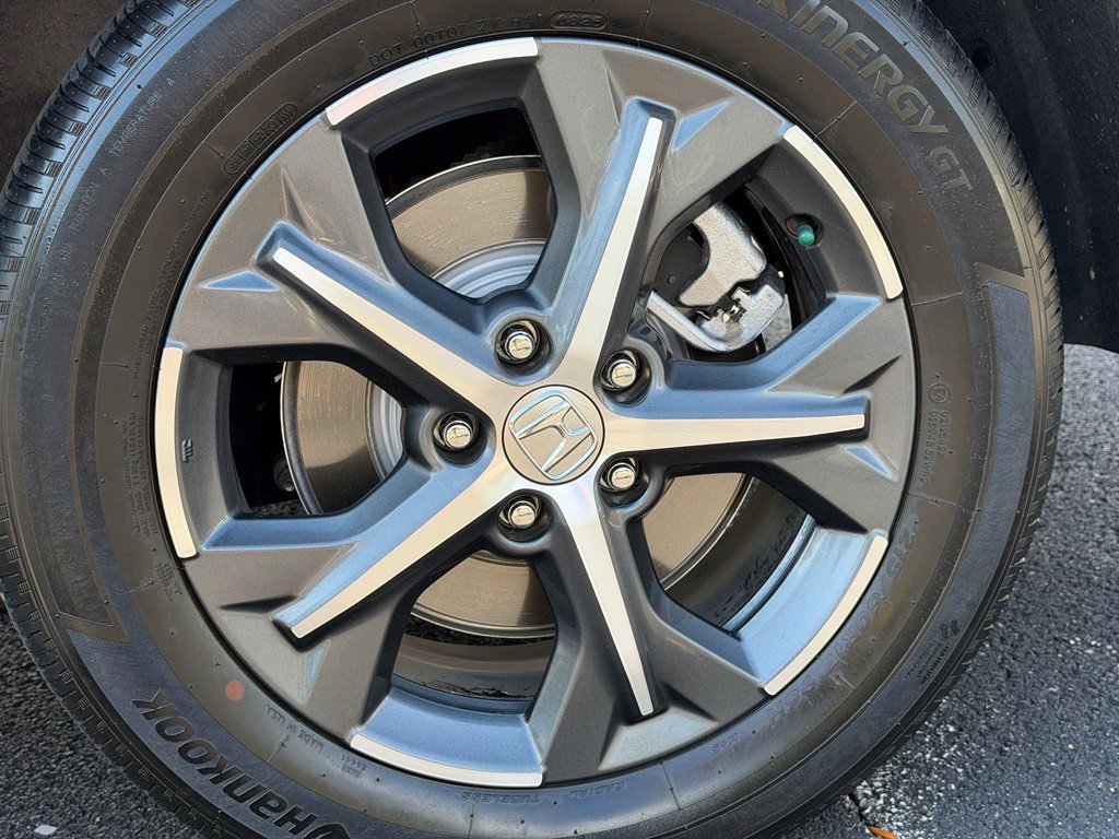 Certified 2025 Honda HR-V EX-L image 17