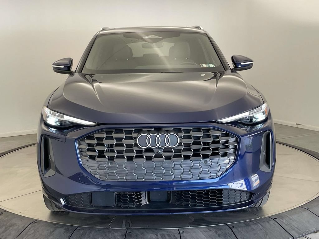 Certified 2025 Audi Q5 Premium Plus w/ Premium Plus AWD/4WD image 10