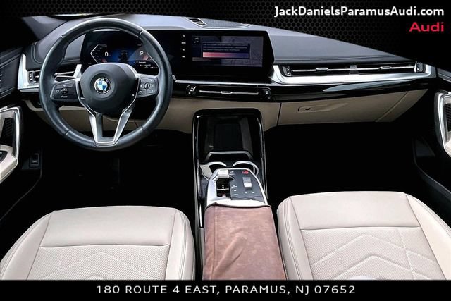 Used 2024 BMW X1 xDrive28i w/ Convenience Package AWD/4WD image 13