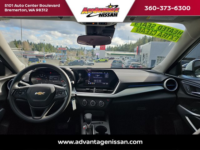 Used 2024 Chevrolet Trax LS w/ LS Convenience Package image 19