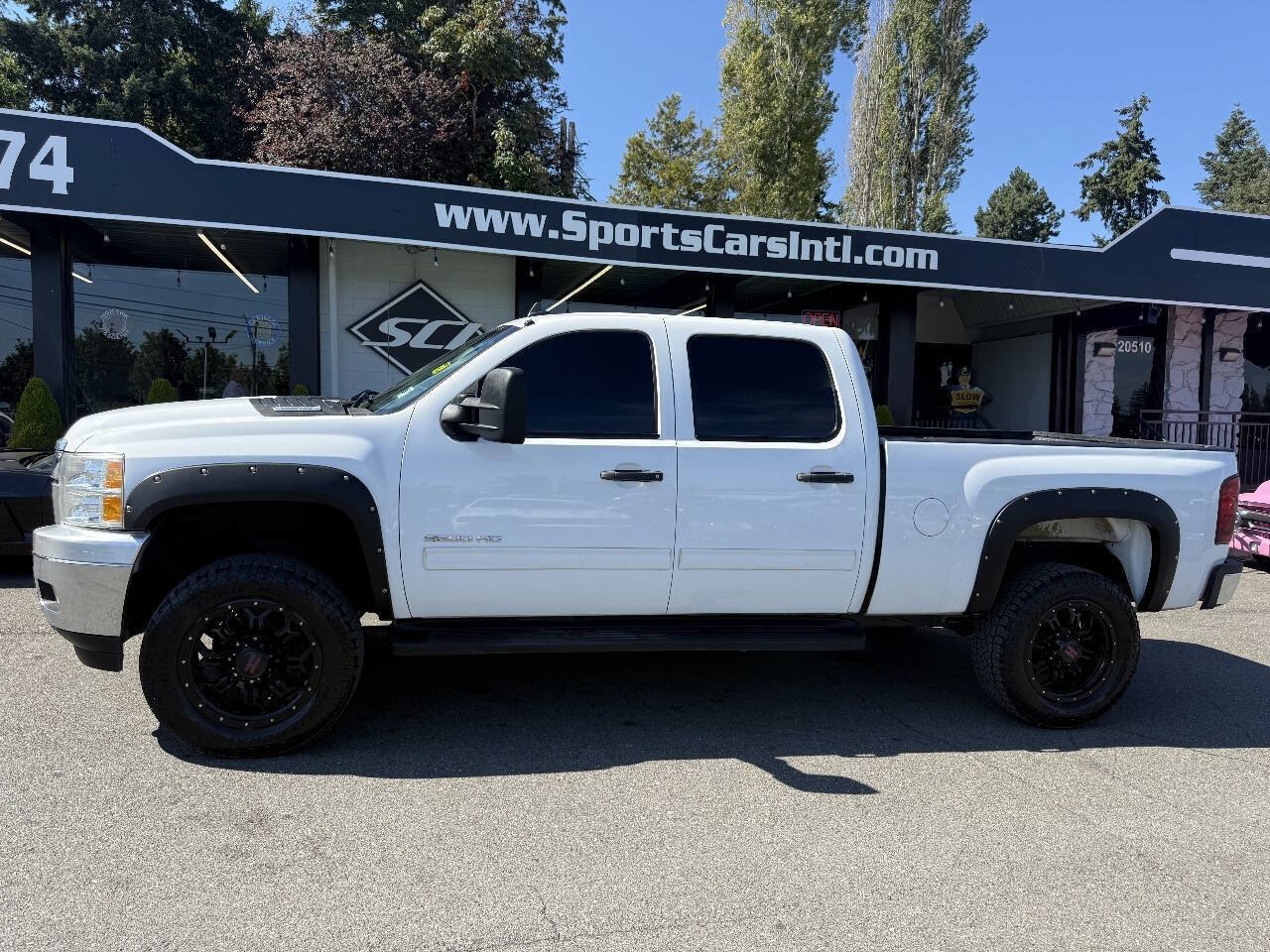 Used 2013 Chevrolet Silverado 2500 LT w/ Interior Plus Package RWD image 3
