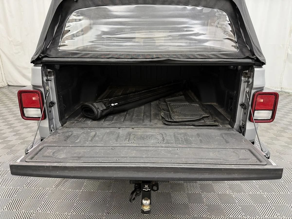 Used 2021 Jeep Gladiator Sport AWD/4WD image 31