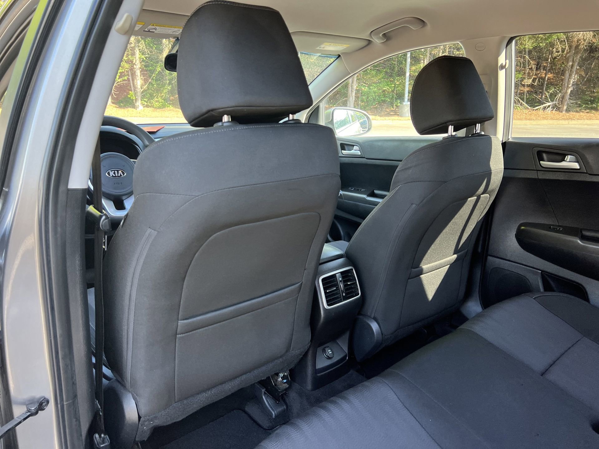 Used 2022 Kia Sportage LX image 15