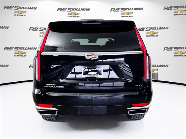 Used 2024 Cadillac Escalade ESV Luxury image 6