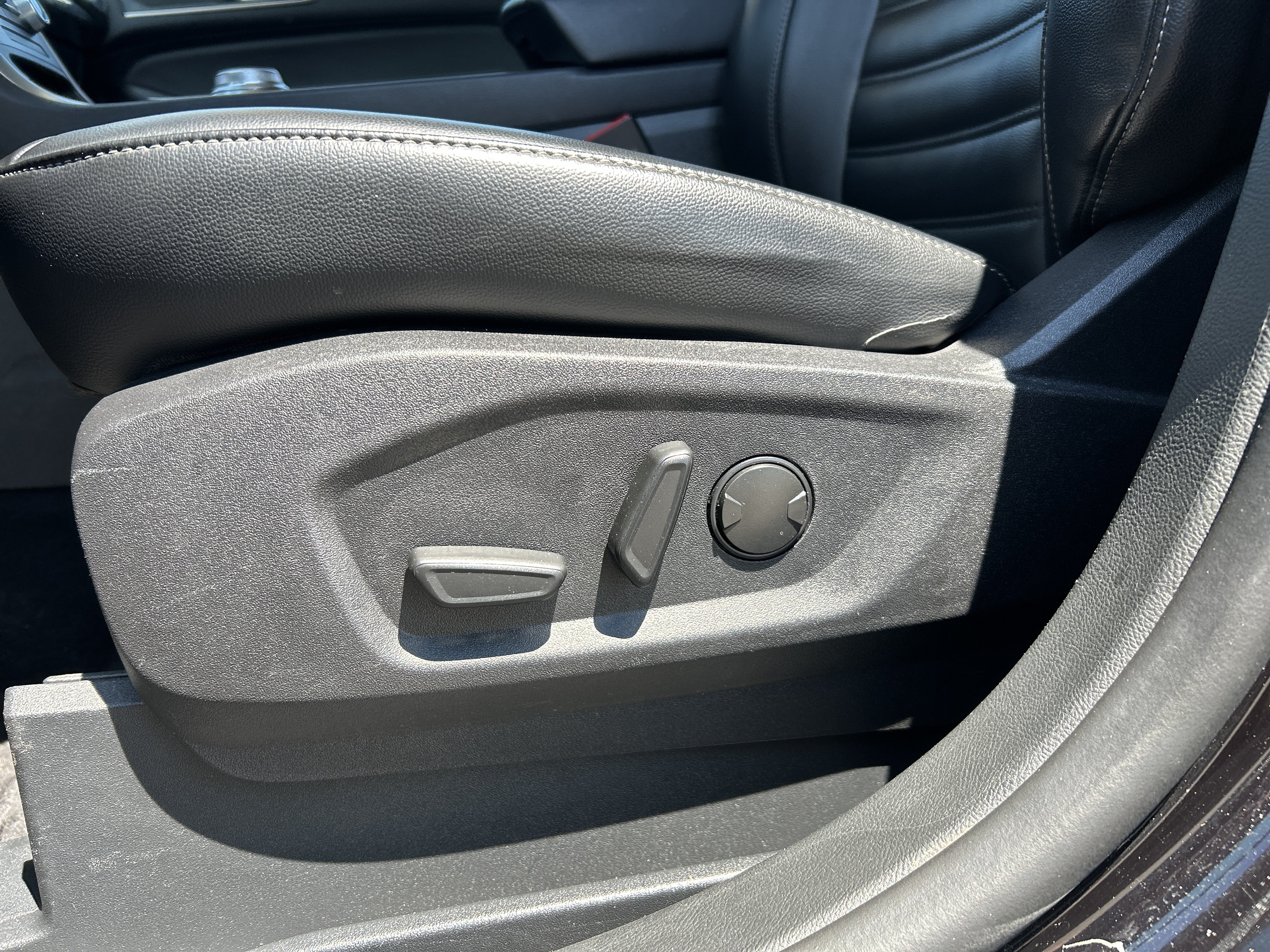 Used 2024 Ford Edge SEL w/ Convenience Package AWD/4WD image 13