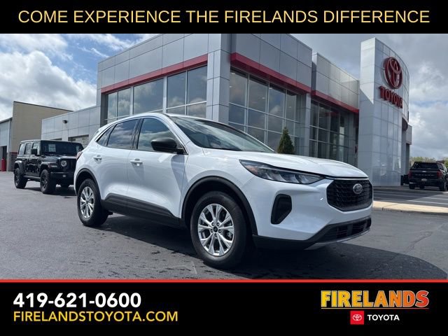 Used 2023 Ford Escape Active AWD/4WD image 1