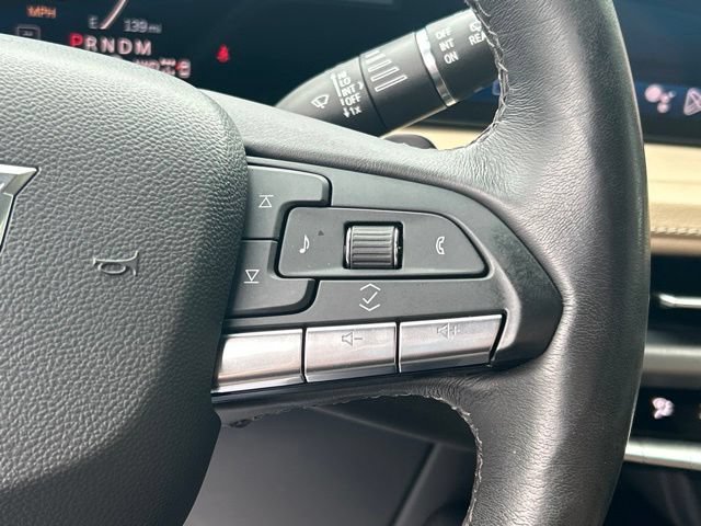 Used 2024 Cadillac XT4 Luxury w/ Cold Weather Package AWD/4WD image 56
