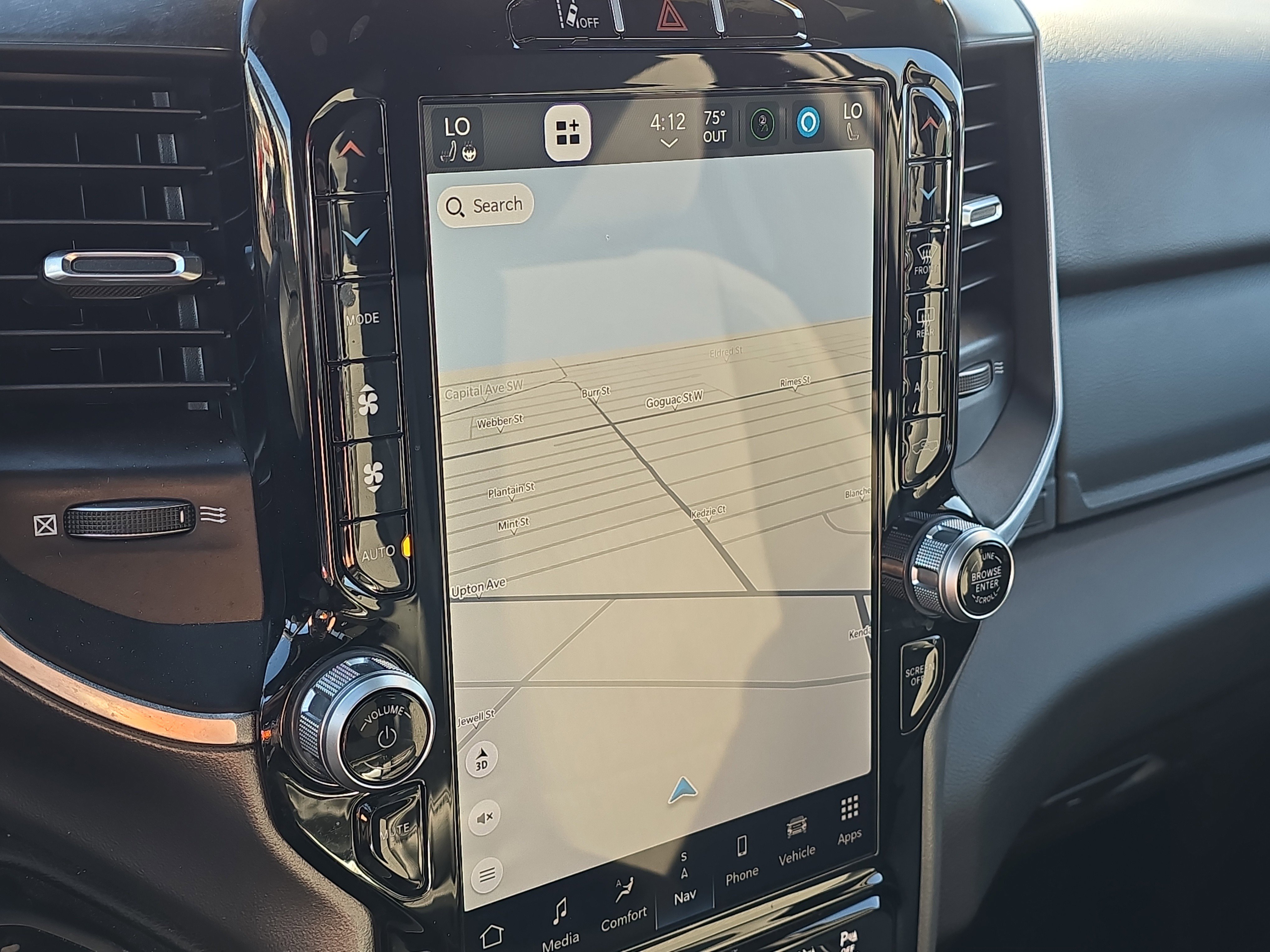 Used 2024 RAM 2500 Big Horn w/ Safety Group image 20