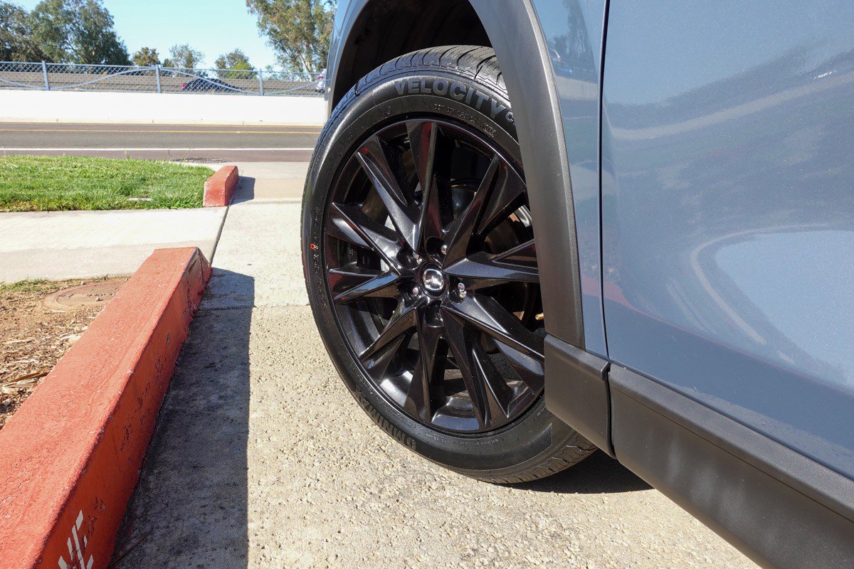 Certified 2023 MAZDA CX-5 Carbon Edition image 8