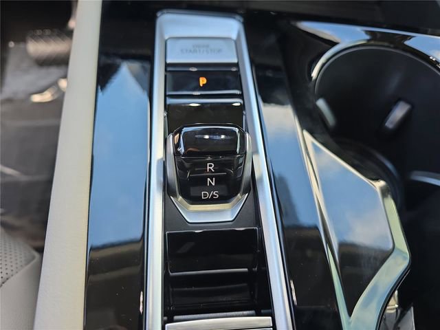 New 2026 Volkswagen Atlas SEL image 21