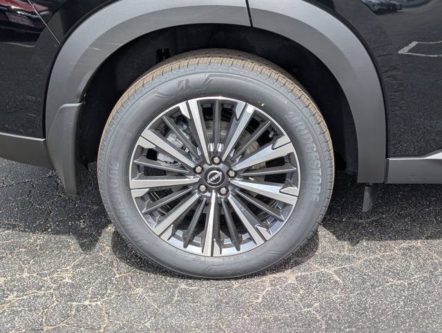 New 2026 Nissan Pathfinder Platinum w/ Accent Package AWD/4WD image 8