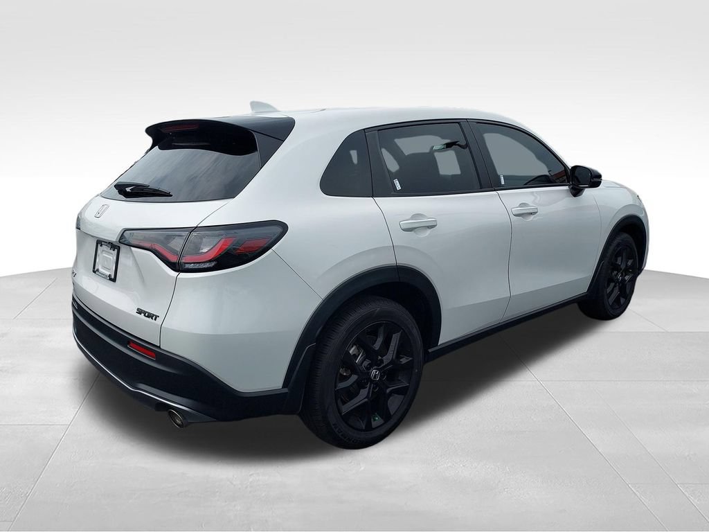 Used 2024 Honda HR-V Sport image 11