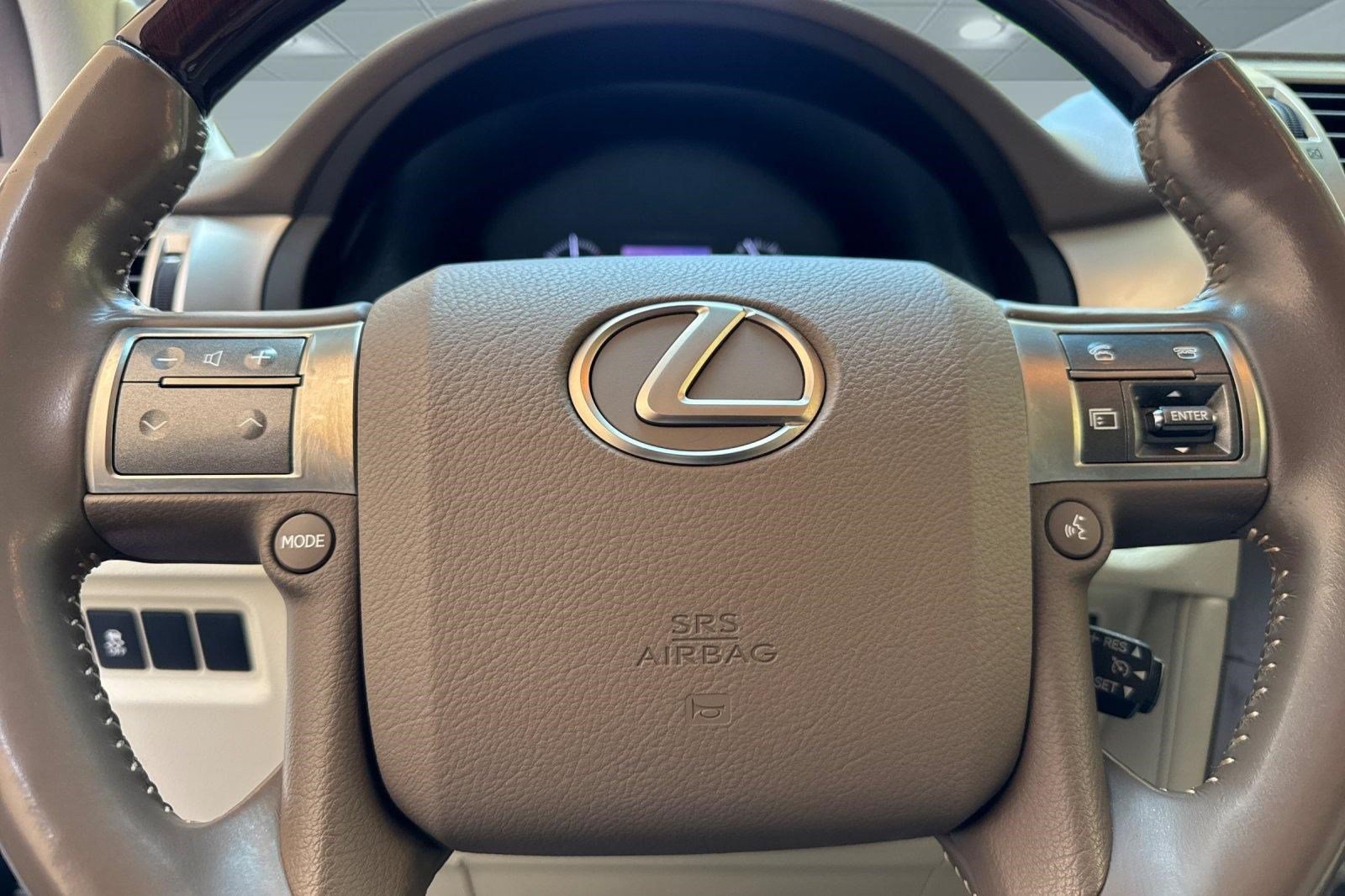 Used 2019 Lexus GX 460 Premium w/ Premium Package AWD/4WD image 10