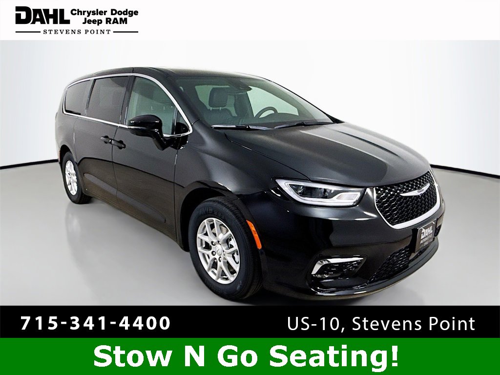 New 2025 Chrysler Pacifica Select image 1