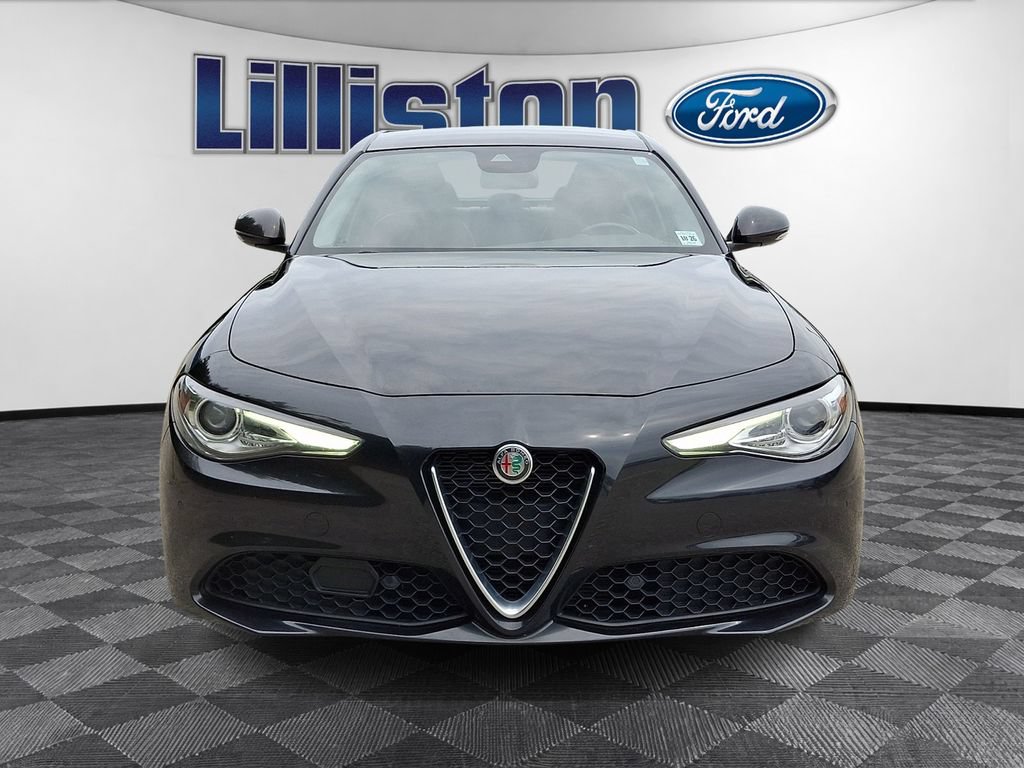 Used 2021 Alfa Romeo Giulia Ti w/ Nero Edizione AWD/4WD image 2