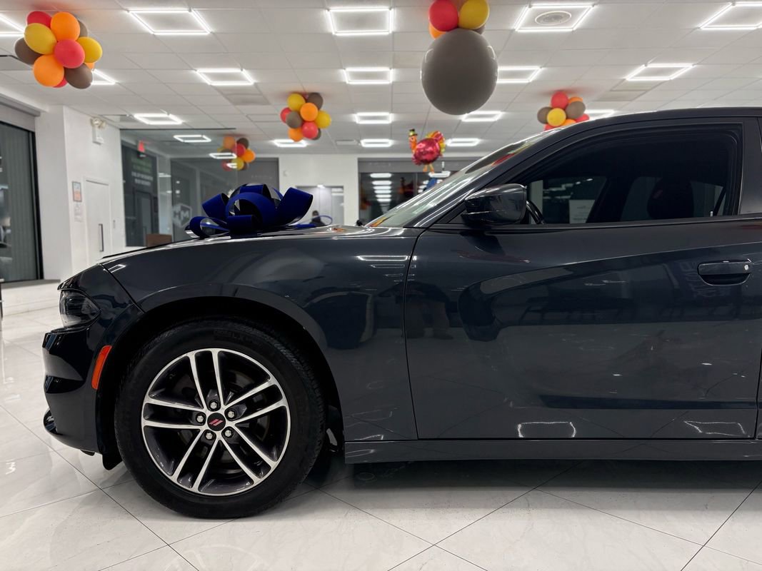 Used 2019 Dodge Charger SXT w/ Plus Group image 6