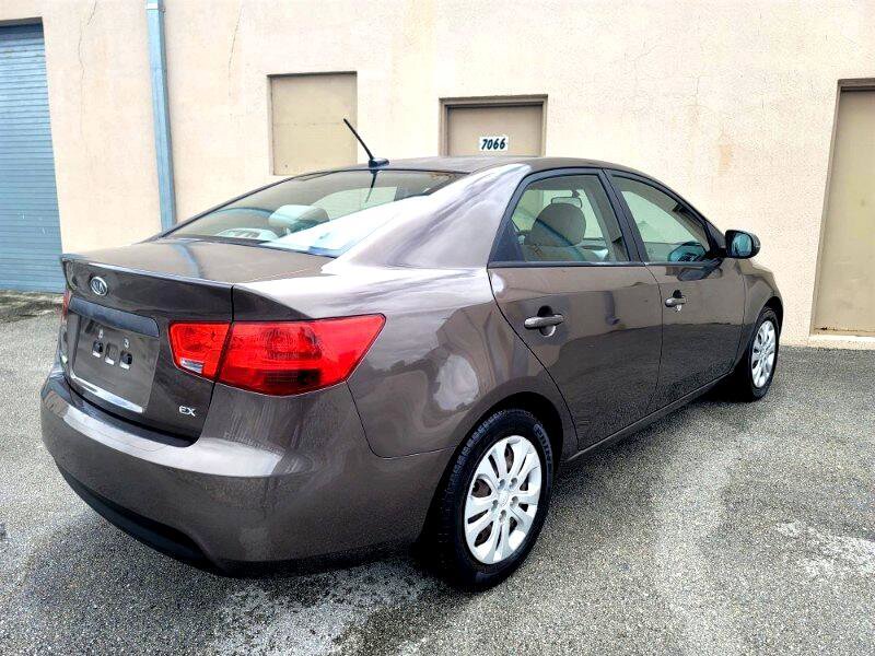 Used 2013 Kia Forte EX w/ Fuel Economy Pkg image 11