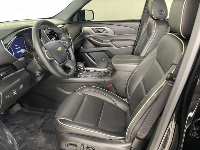 Certified 2023 Chevrolet Traverse Premier FWD image 2