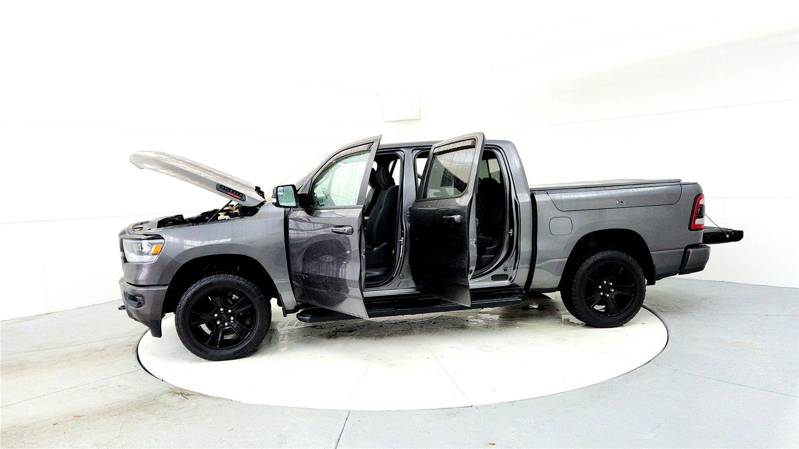 Used 2021 RAM 1500 Big Horn image 10