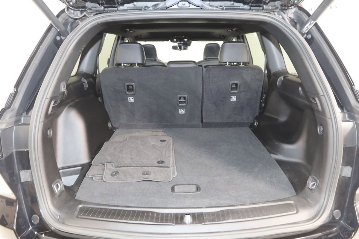 Used 2024 Jeep Grand Cherokee Altitude AWD/4WD image 47