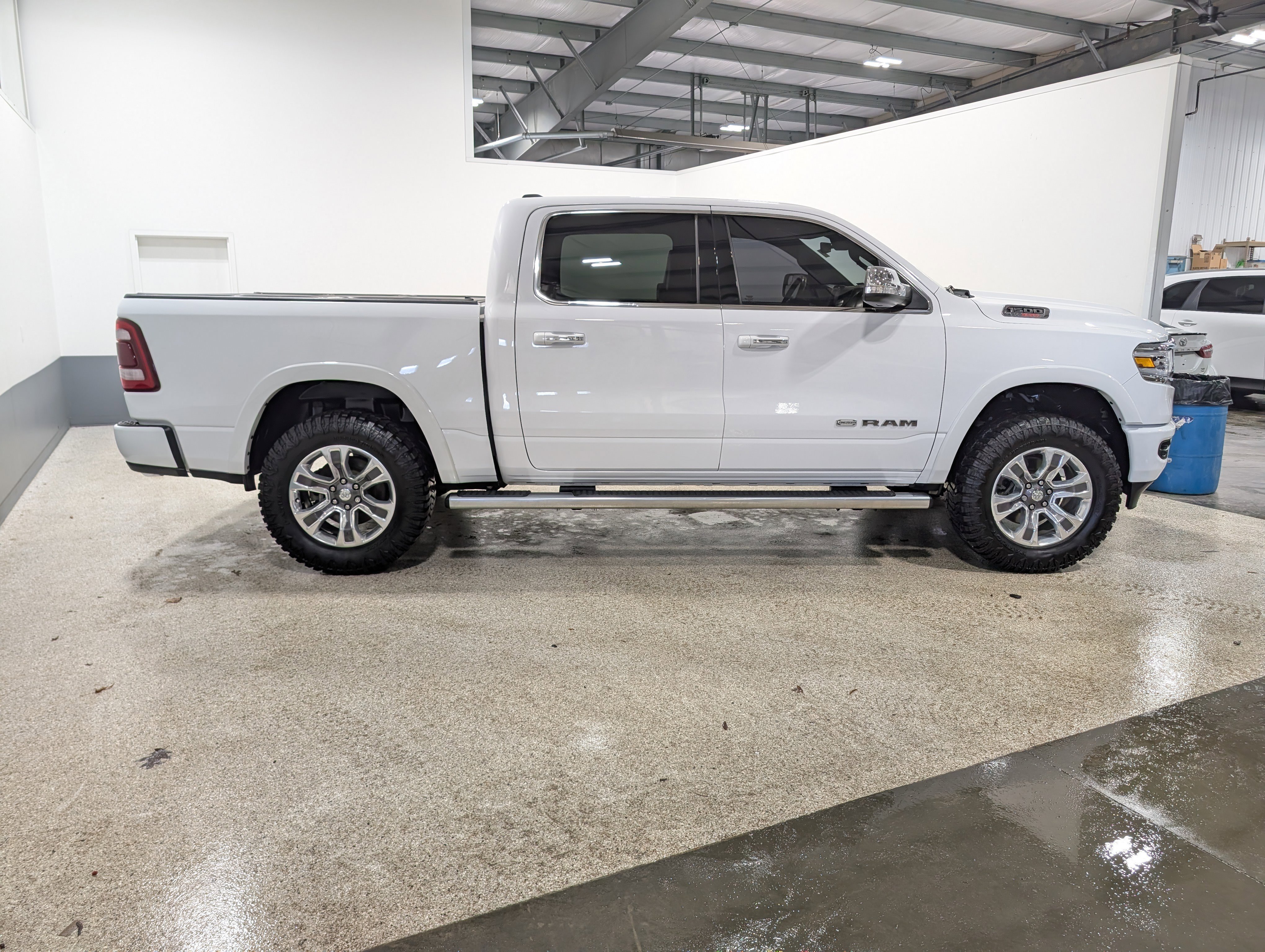 Used 2021 RAM 1500 Limited w/ Body Color Bumper Group image 2