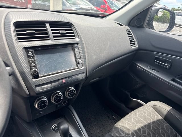 Used 2025 Mitsubishi Outlander Sport ES AWD/4WD image 10