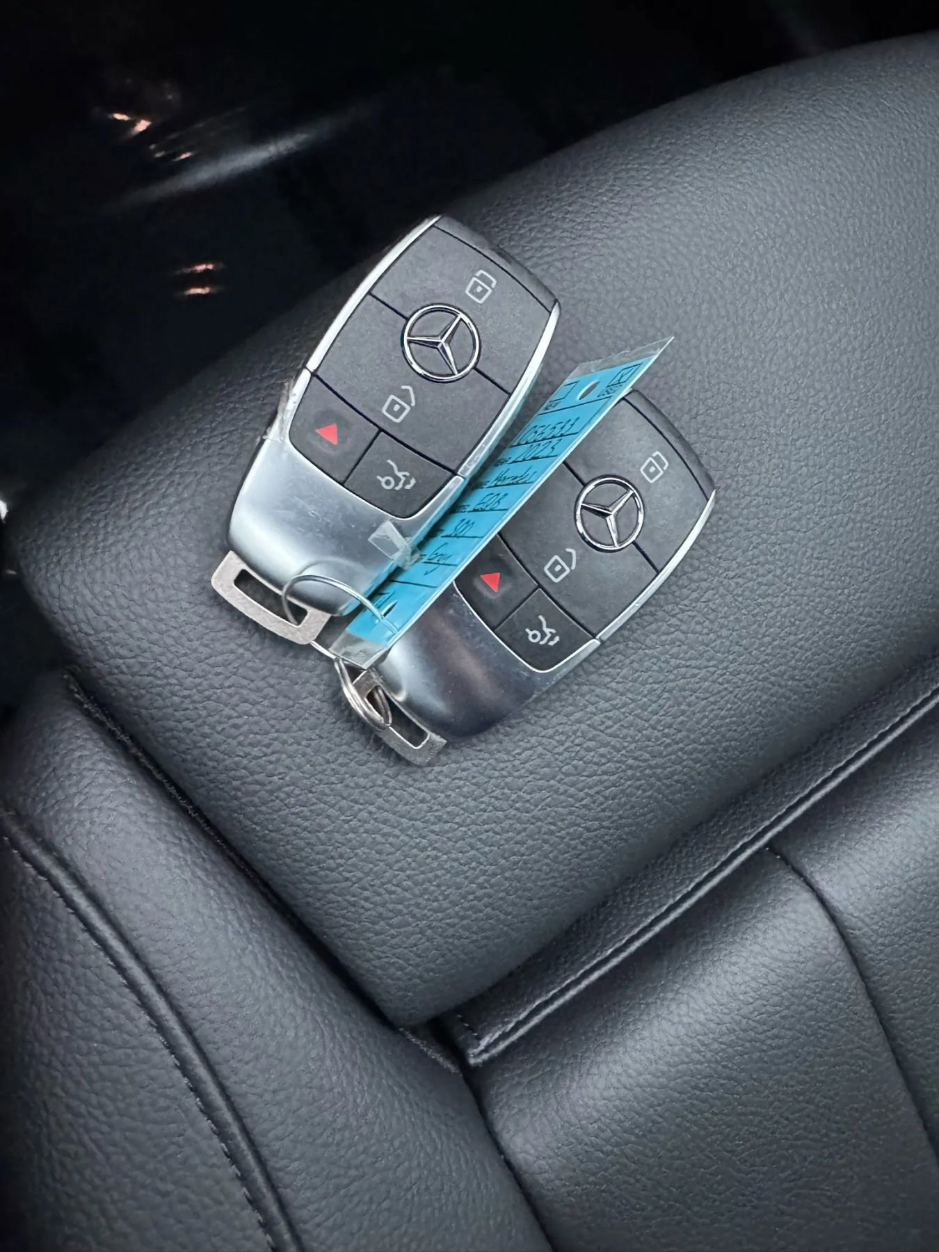 Used 2023 Mercedes-Benz EQB 300 4MATIC w/ Exclusive Package image 45