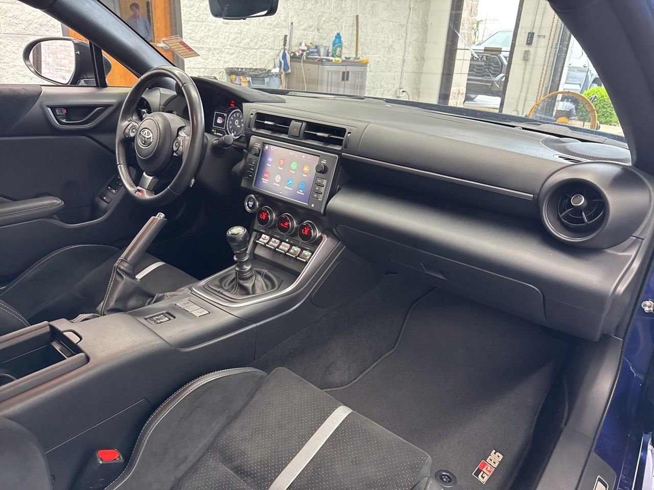 Used 2023 Toyota GR86 Premium RWD image 38