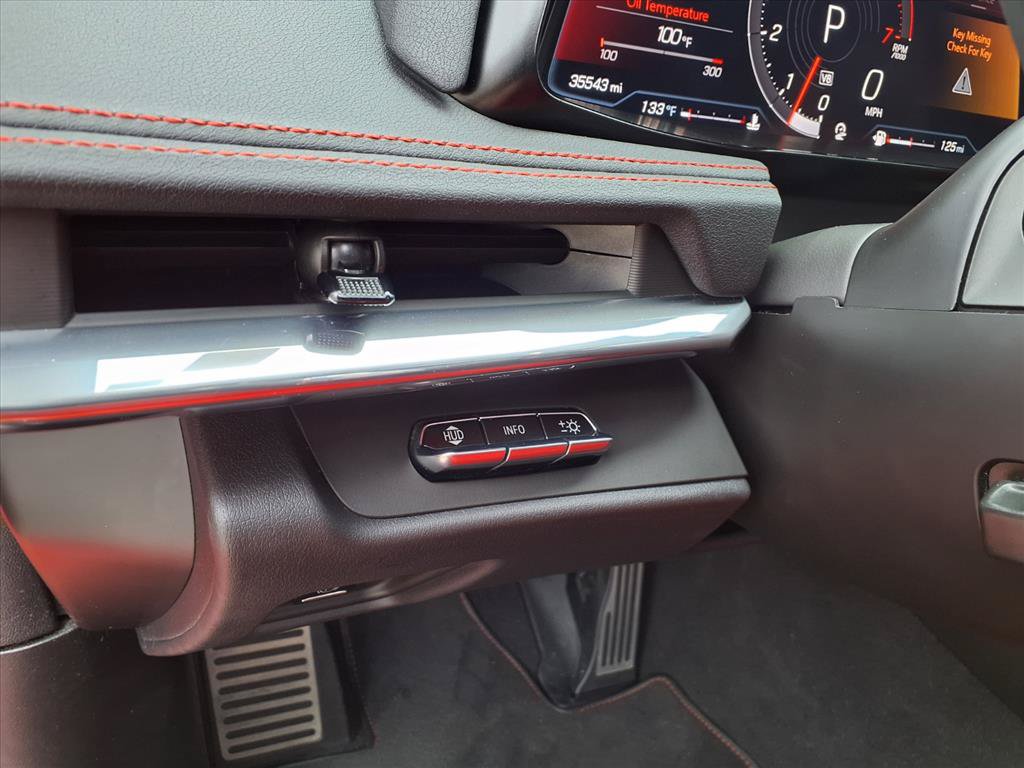 Used 2020 Chevrolet Corvette Stingray Preferred Cpe w/ 2LT Preferred Equipment Group RWD image 18