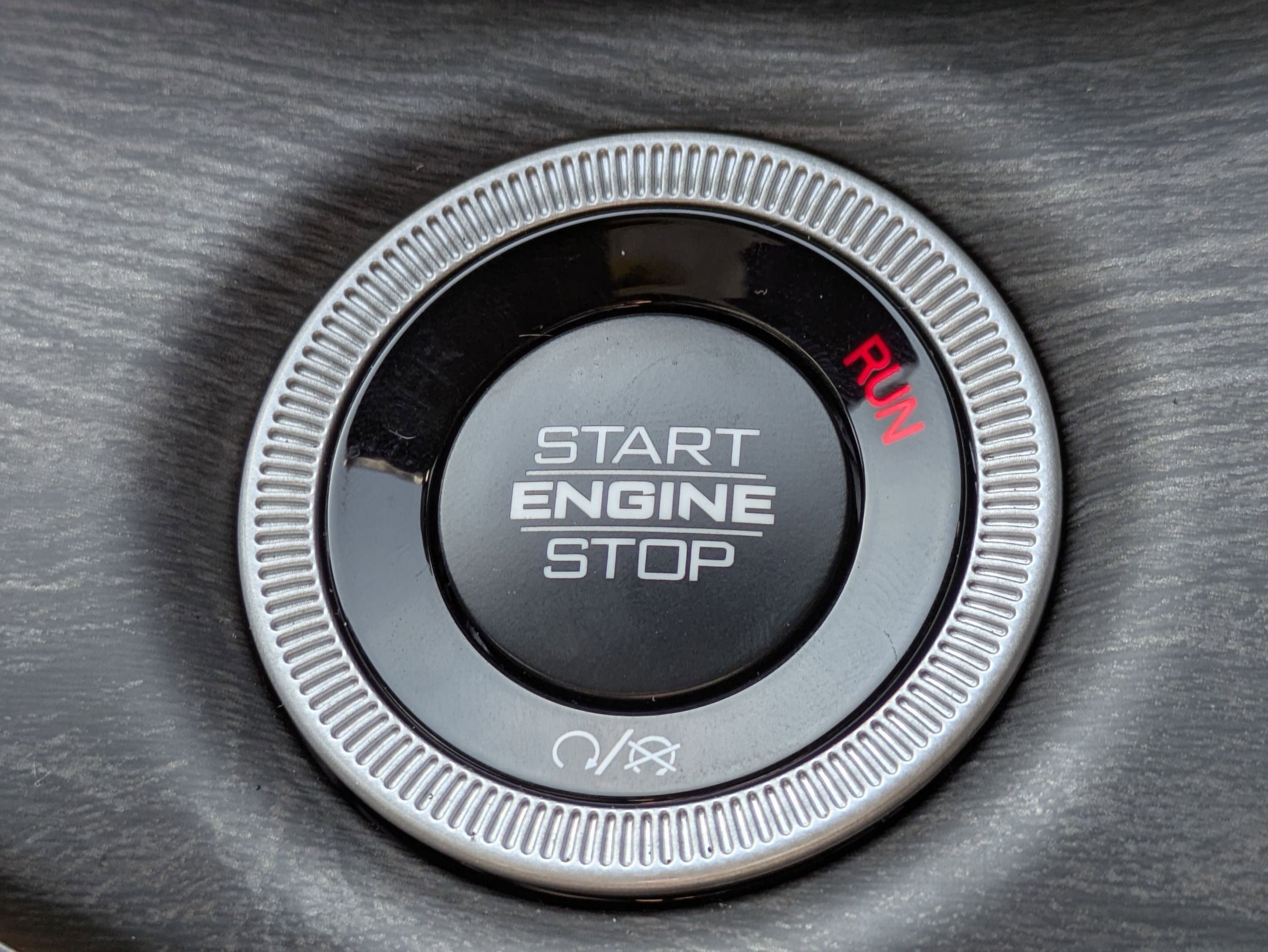 New 2025 Jeep Grand Cherokee L Limited w/ Black Appearance Package image 17