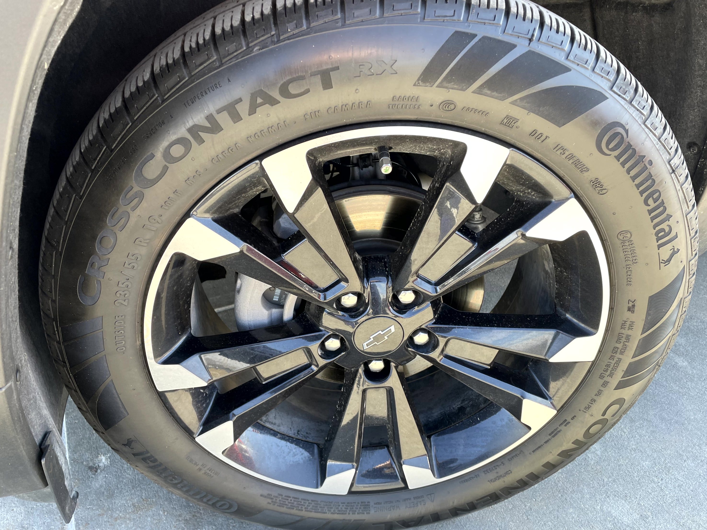 Used 2025 Chevrolet Equinox RS w/ Safety and Technology Package image 6