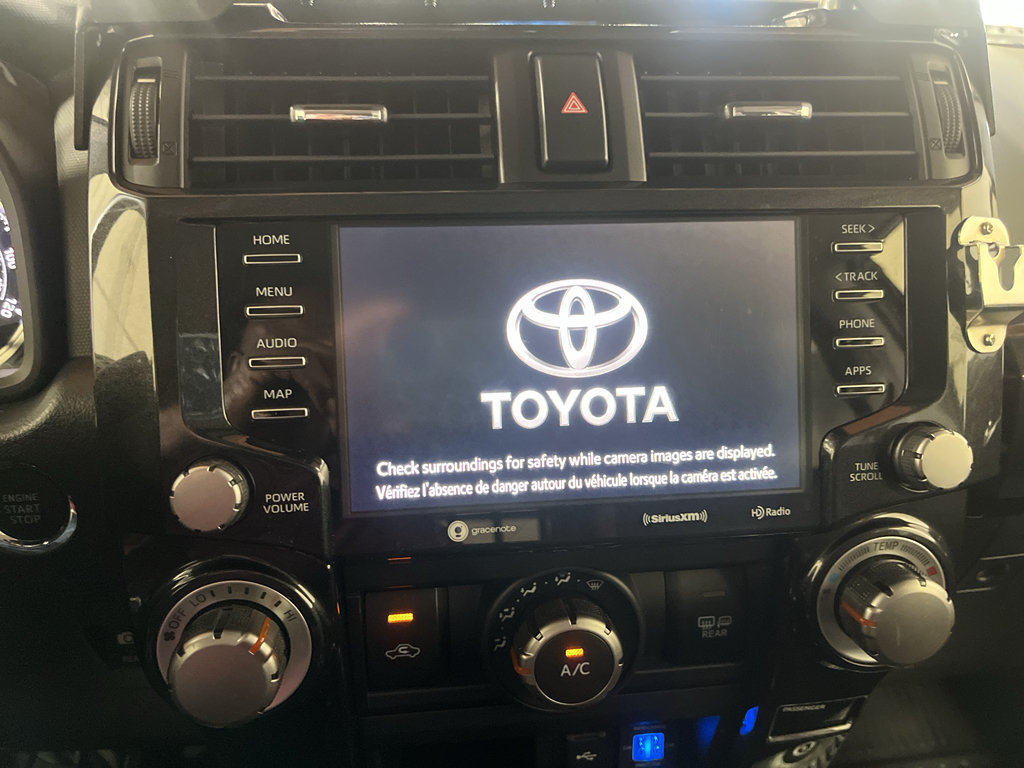 Used 2022 Toyota 4Runner TRD Off-Road AWD/4WD image 33