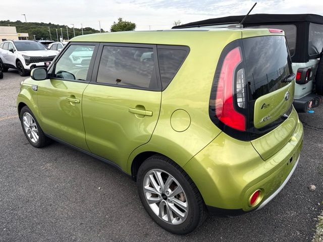 Used 2018 Kia Soul + FWD image 4